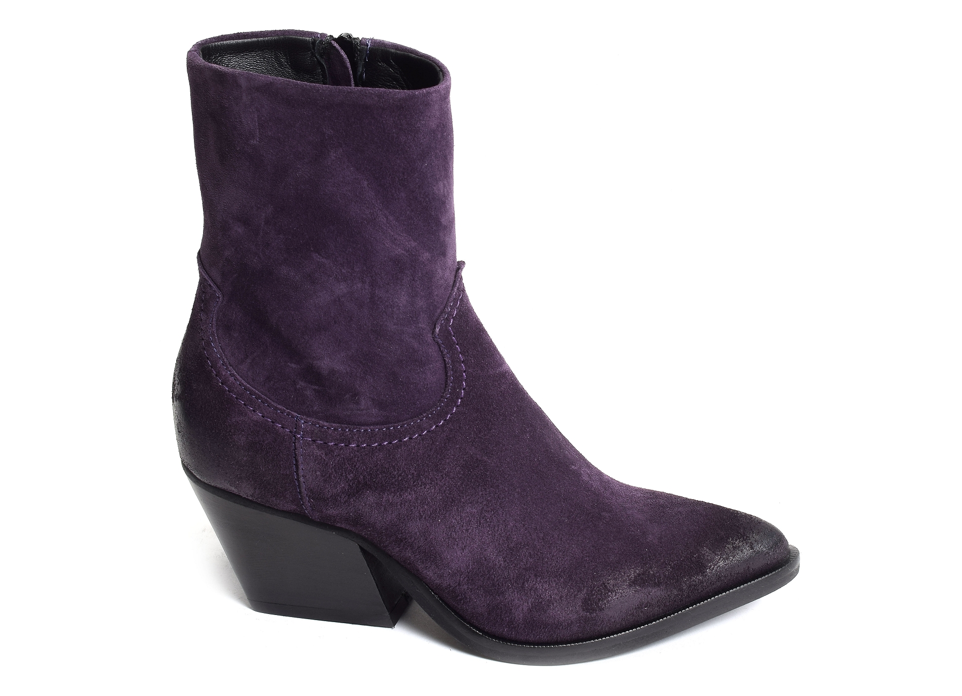 E702 violet