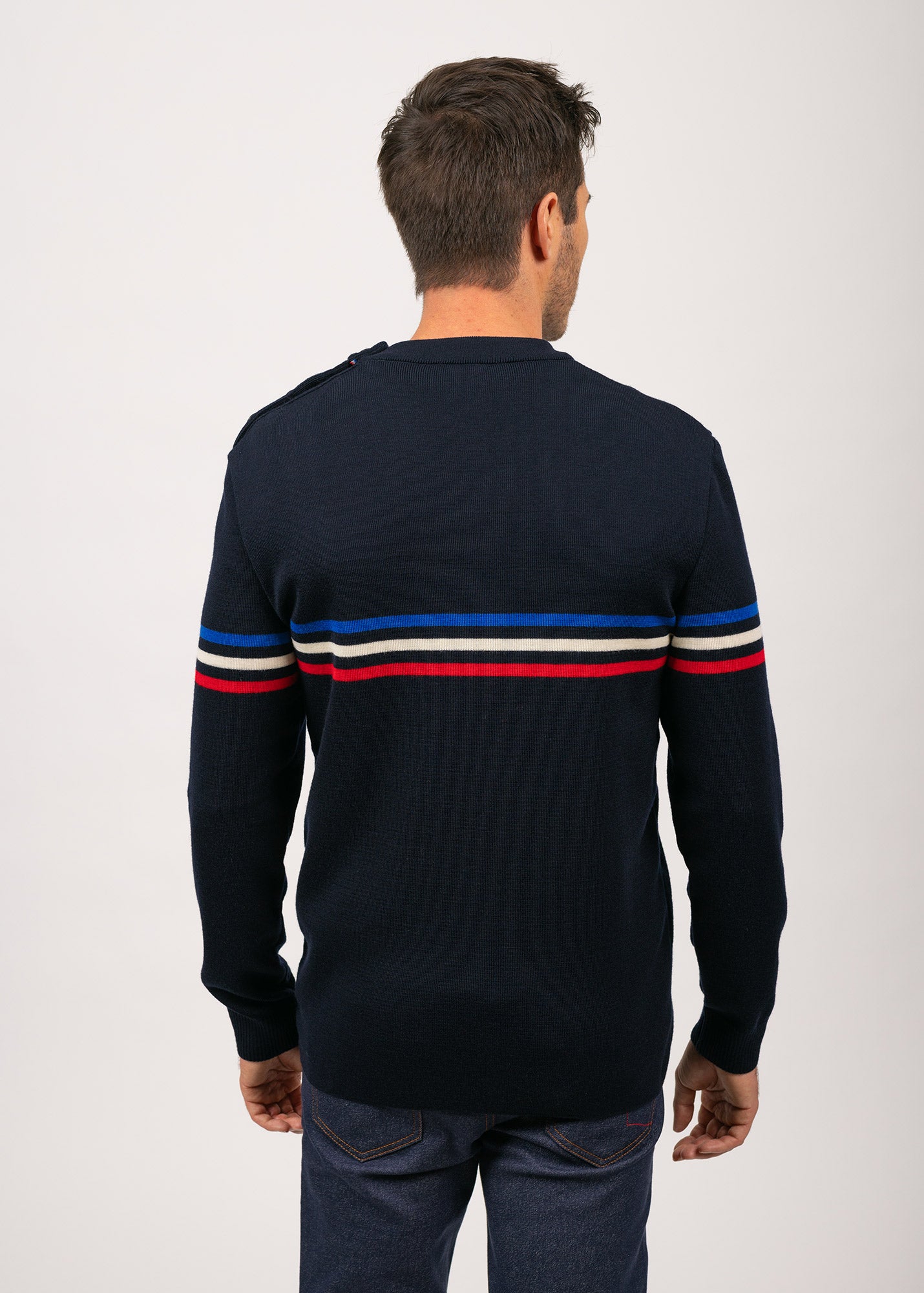 Pull marin à rayure tricolore