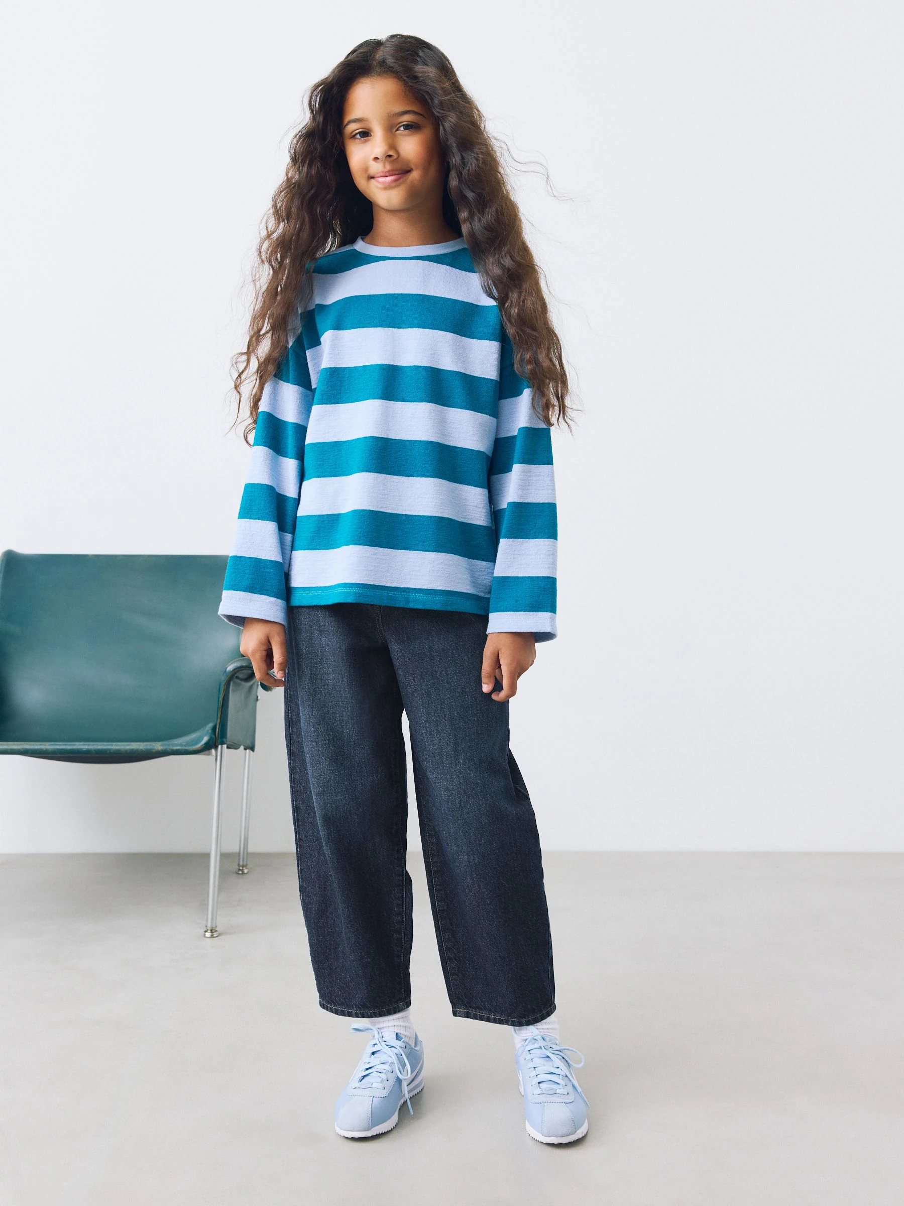 Donkere wassing - Barrel jeans (3-16jaar)