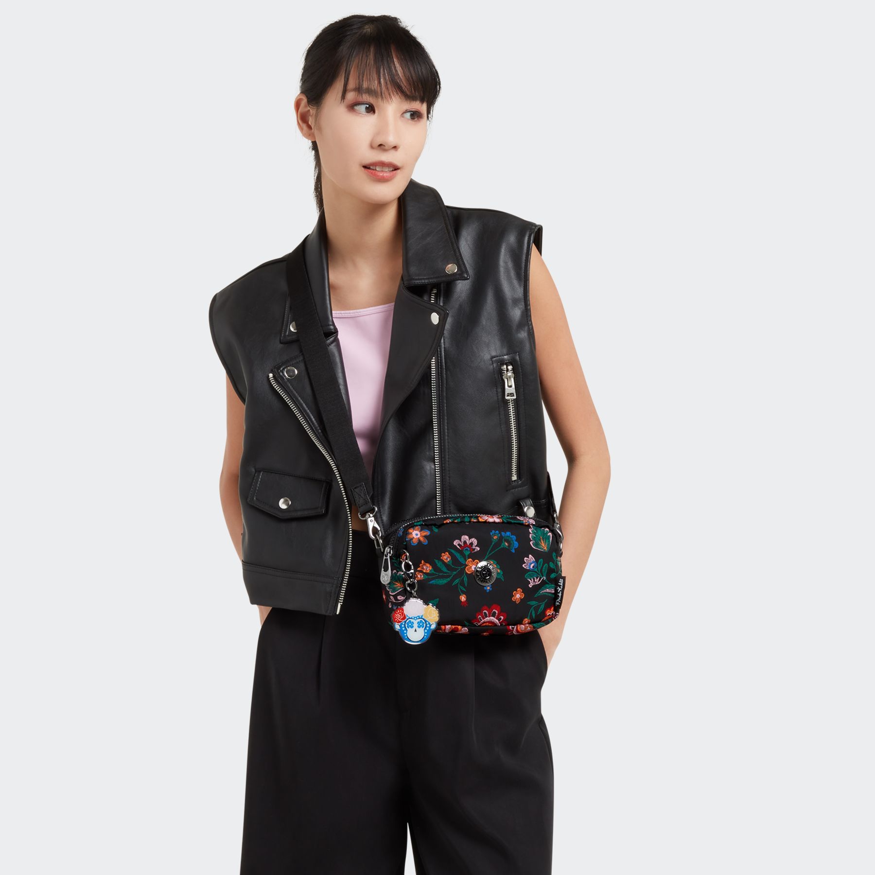 MILDA Un sac à bandoulière Frida Kahlo Milda - Frida Kahlo Floral