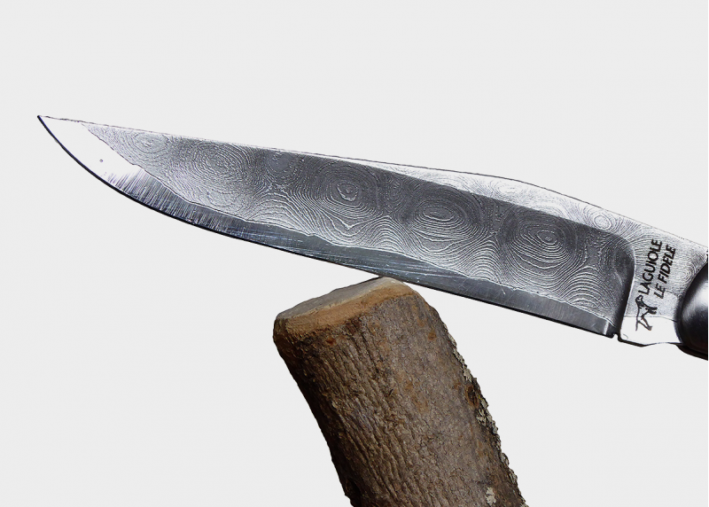 Couteau Laguiole avec un manche en Bois de Fer d'Arizona