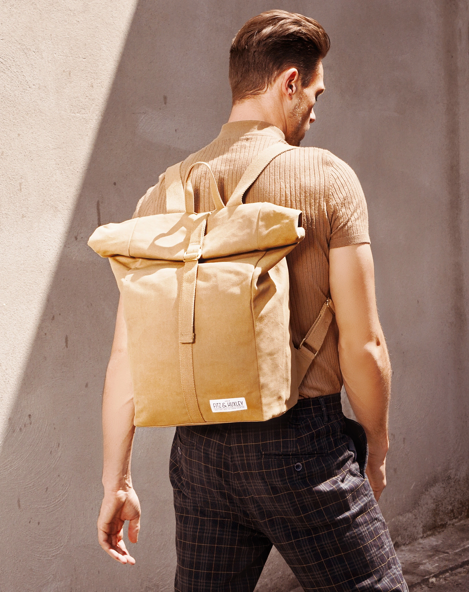 Fitz & Huxley Rolltop-Rucksack CONVEYOR 12l, vegan, macaroon