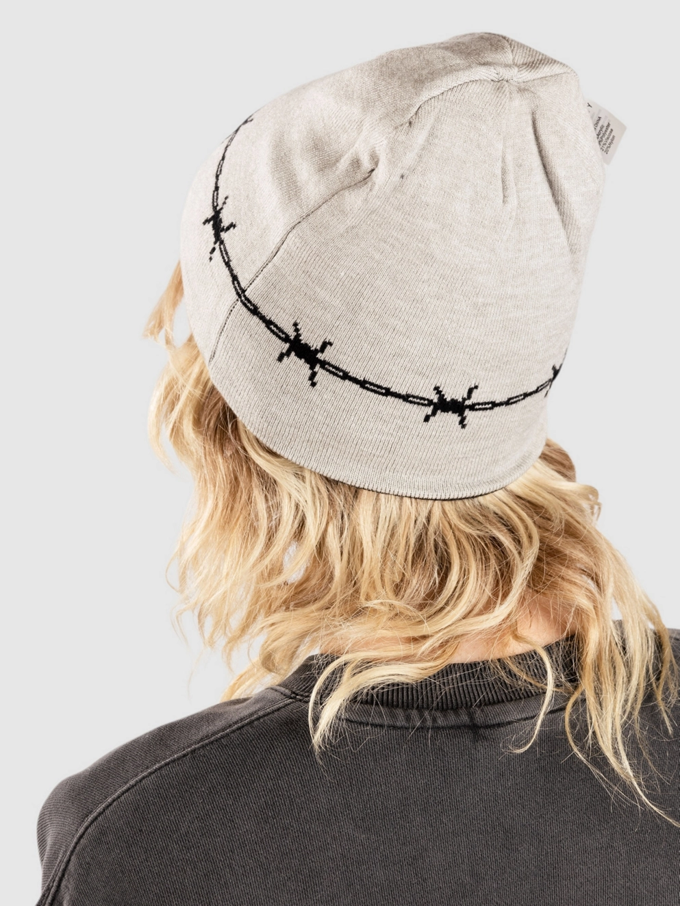 Sheisty Cross Reversible Skully Beanie black