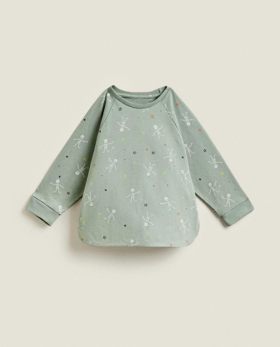 Pijama infantil de esqueleto para o Halloween