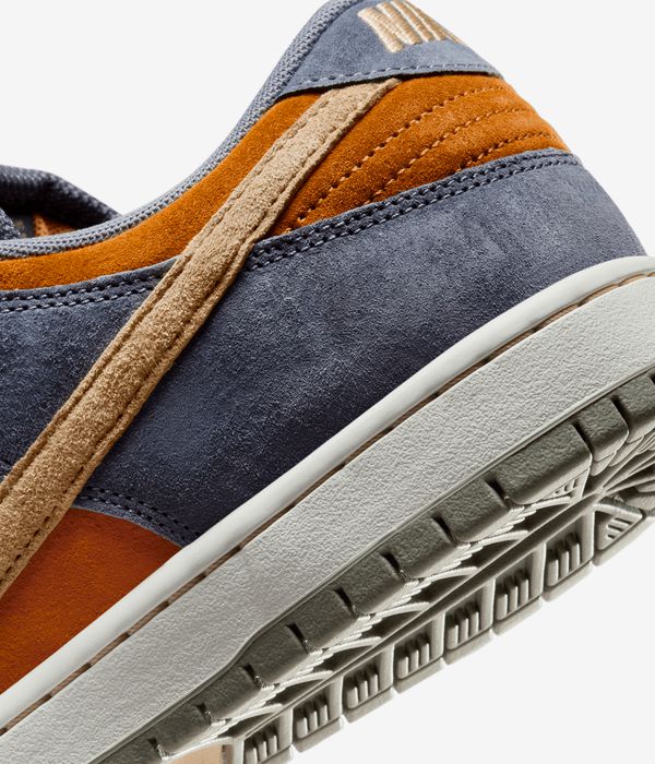 Nike SB Dunk Low Pro Schuh (light carbon sesame)