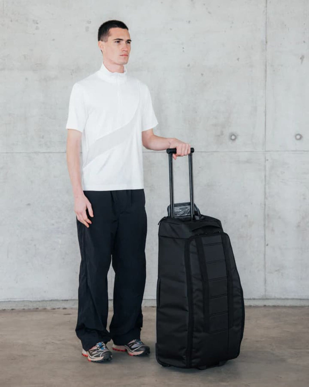 Db<br>Hugger Roller Bag 60L