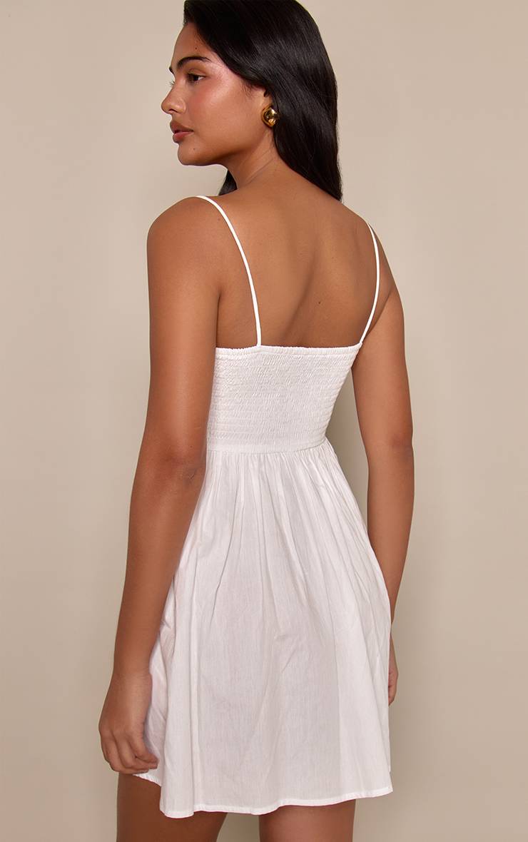 Blanc Robe Courte À Bretelles Aspect Lin