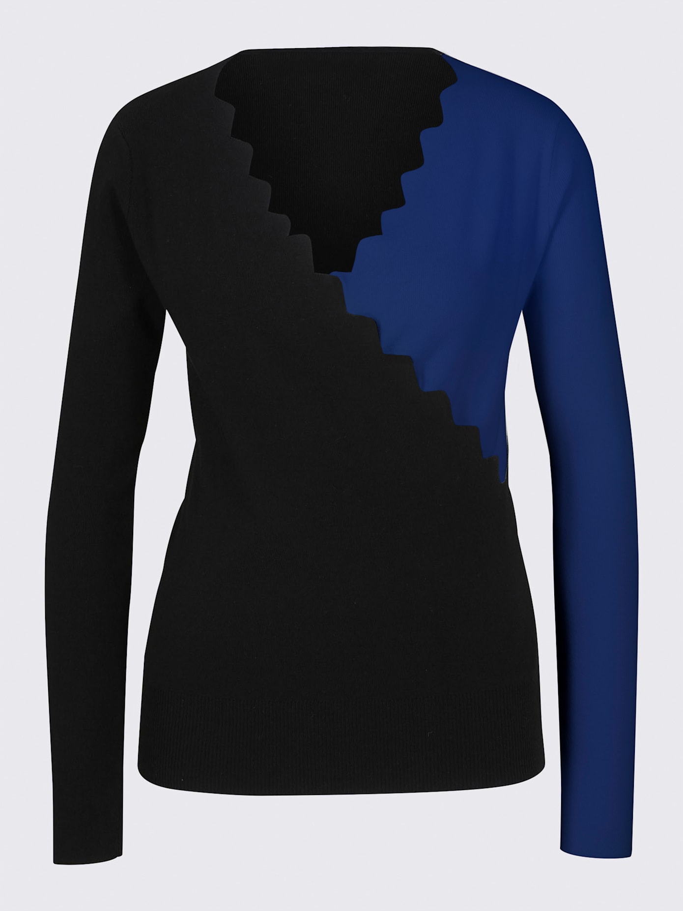 Pull superbe aspect cache-cœur