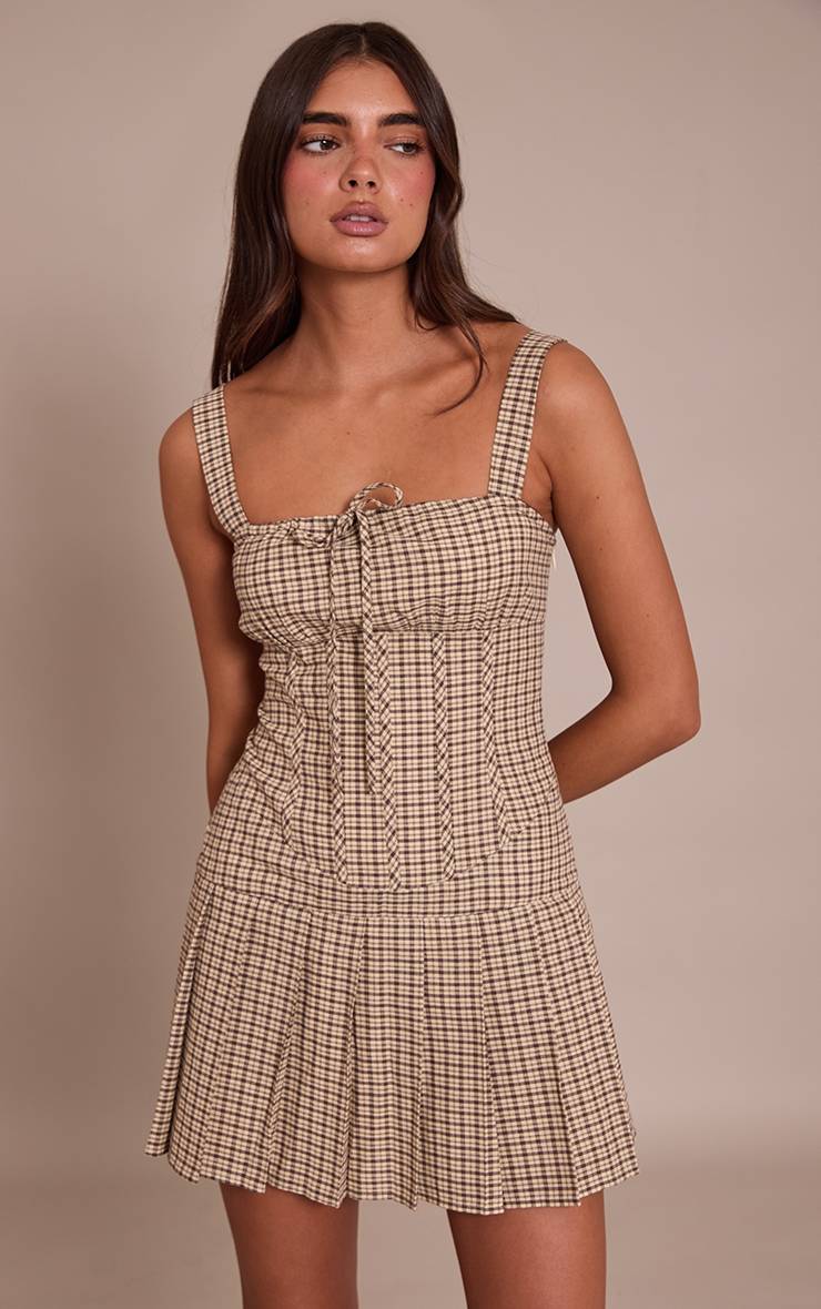 Crème Robe Droite À Bretelles Avec Détail Nœud