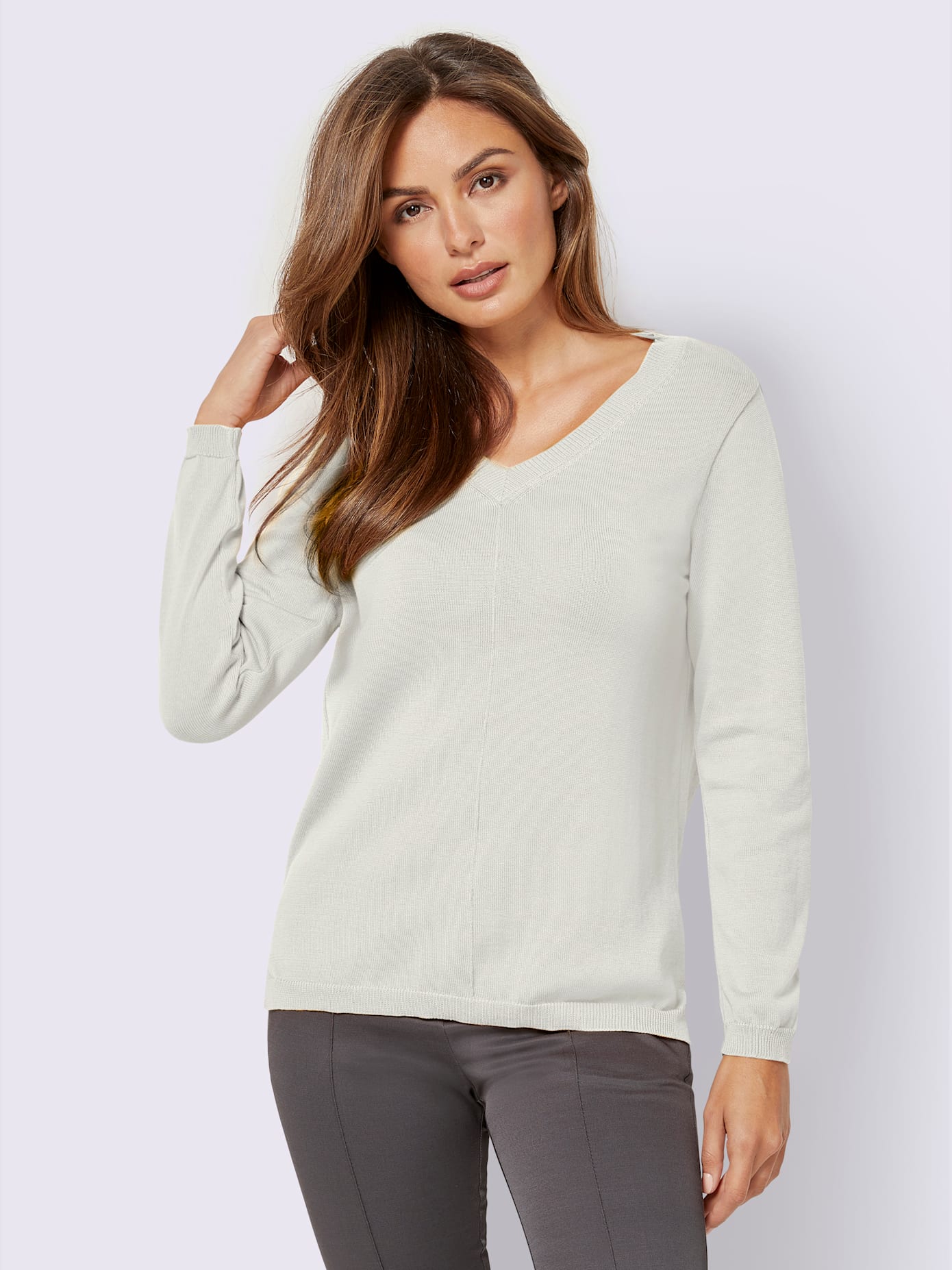 Pull tricoté en coton pima col en v et manches longues avec finitions côtélées