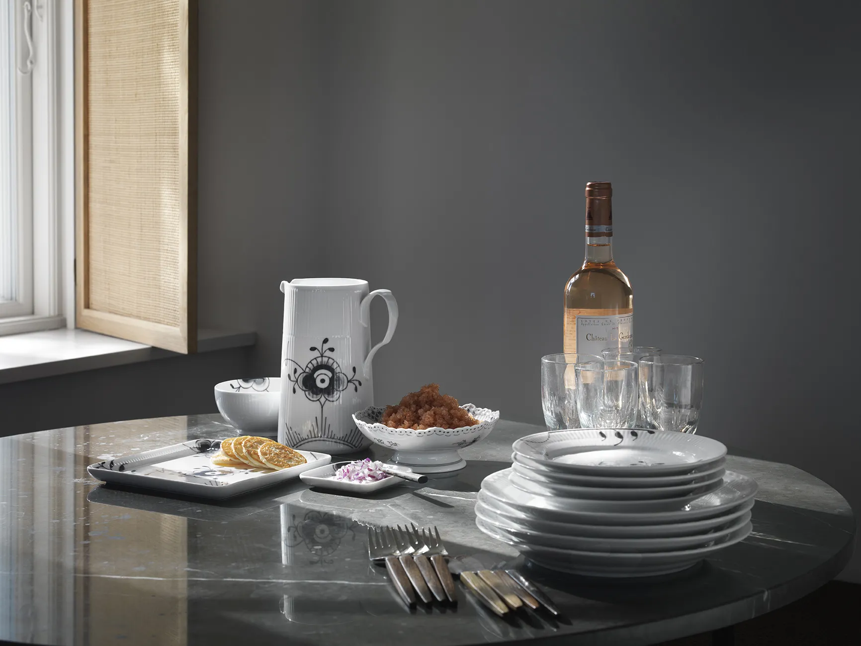 Royal Copenhagen Sort Mega Riflet Kande