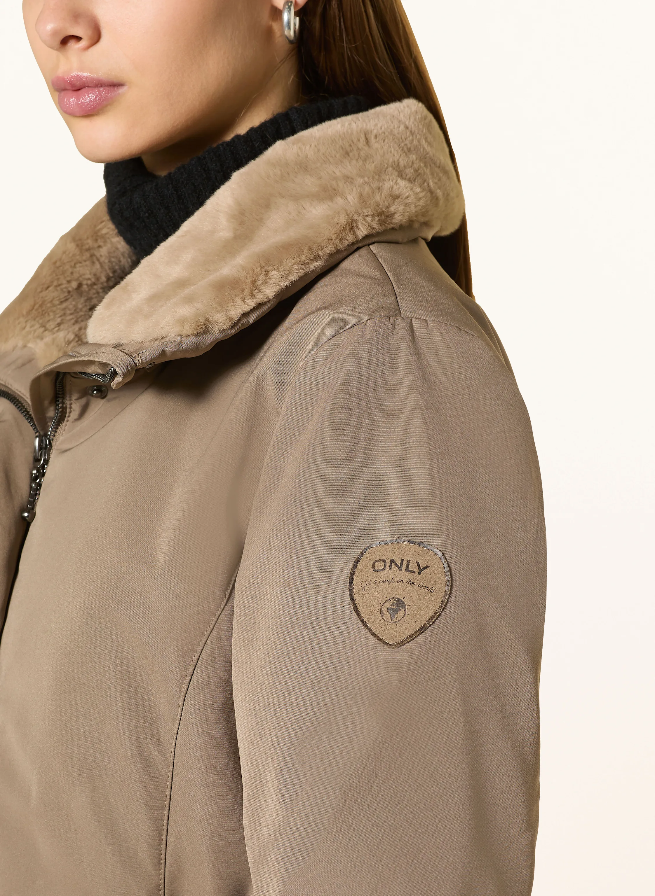 ONLY Parka mit abnehmbarer Kapuze und Kunstfell