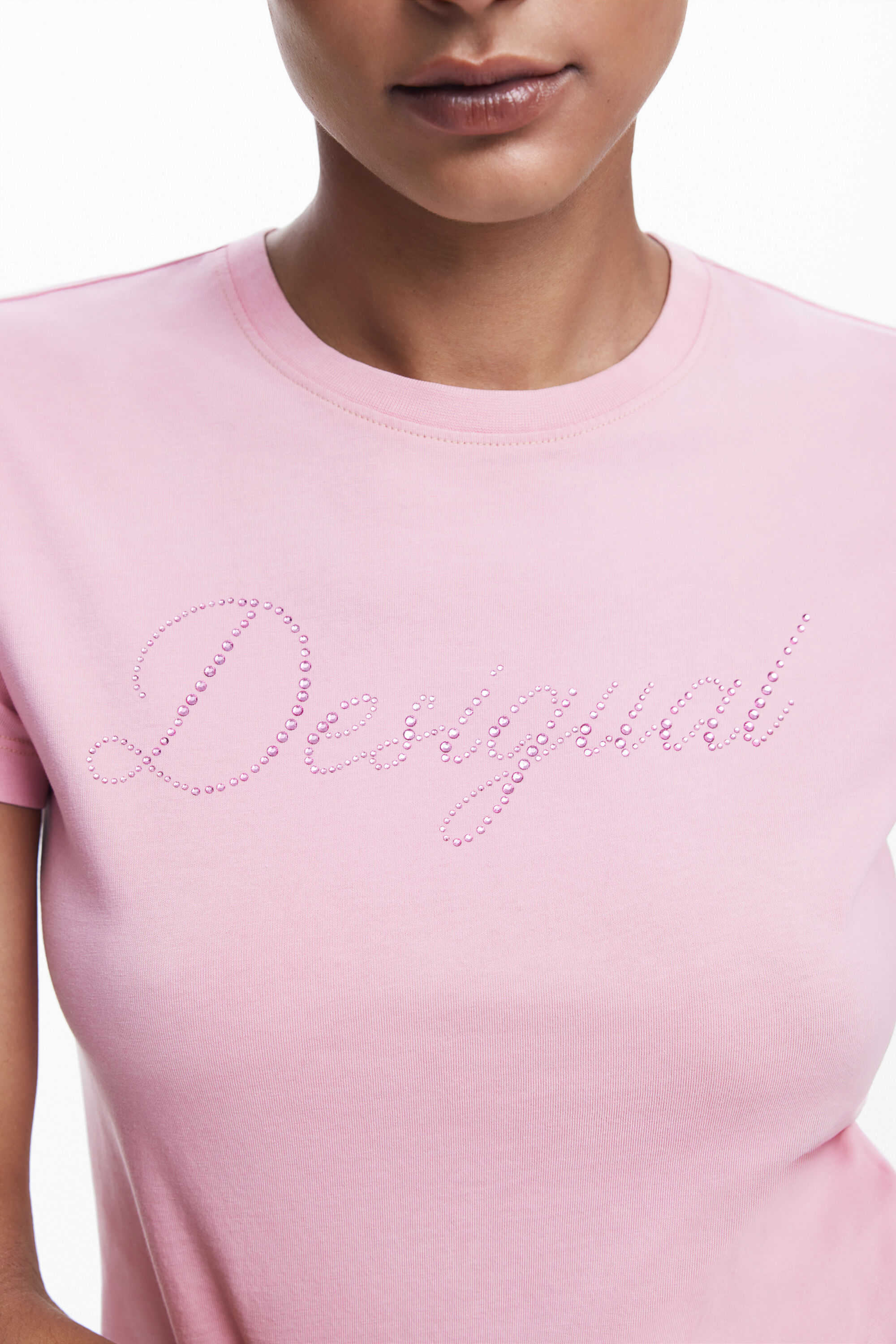 Camiseta slim strass