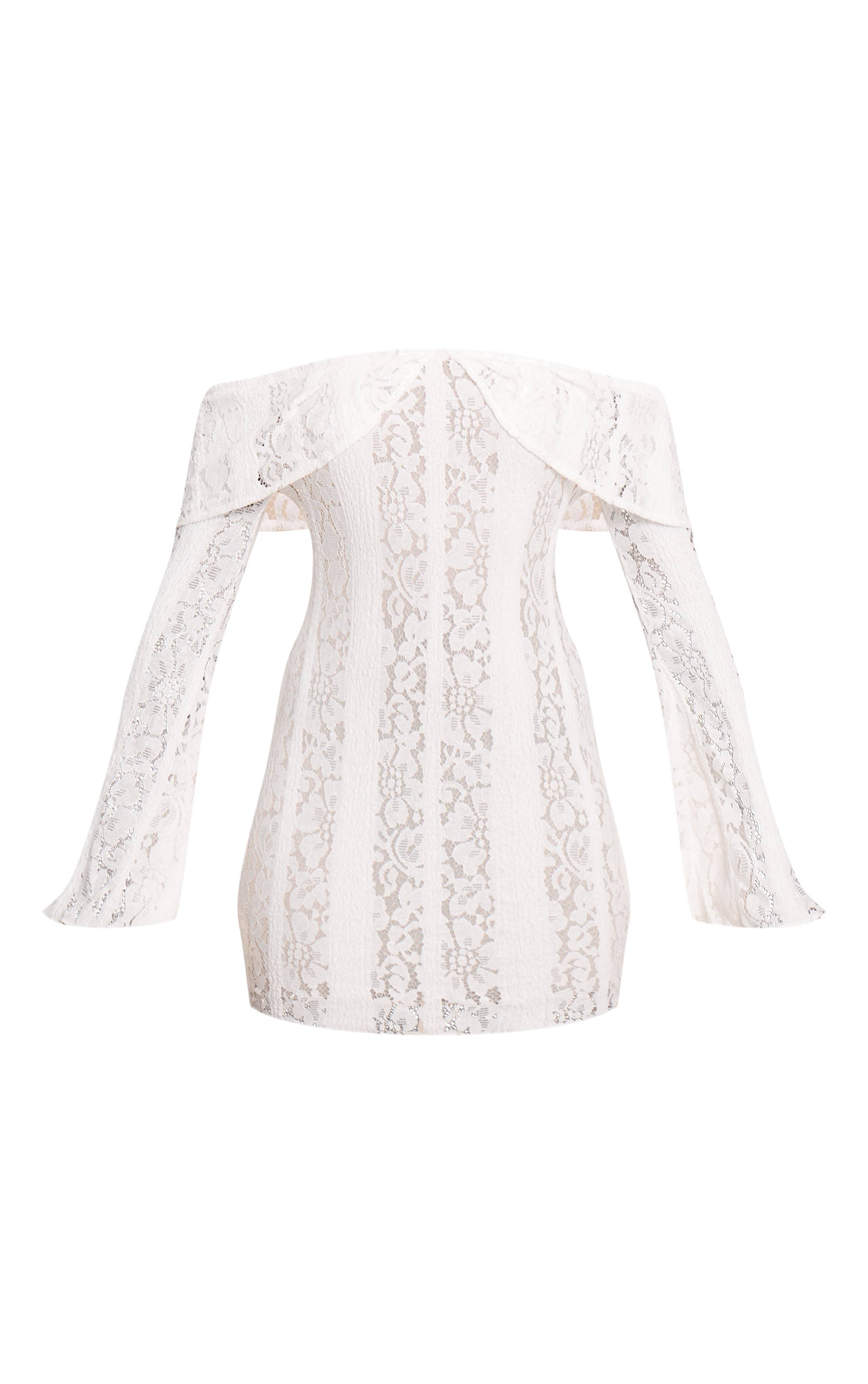 Crème Robe Courte En Dentelle À Épaules Dénudées Et Manches Longues