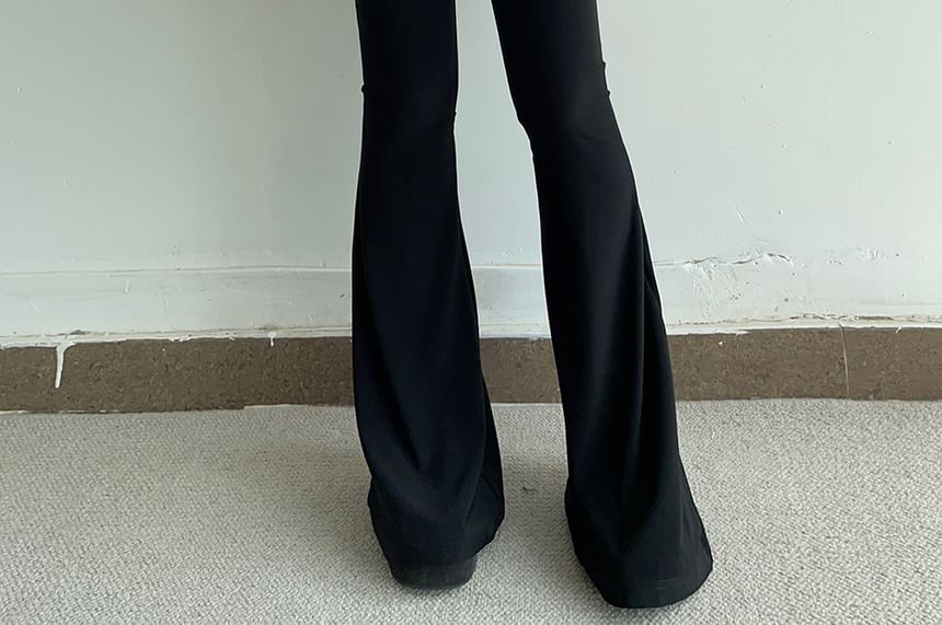 Colada - High-Waist Flared Sportbroek