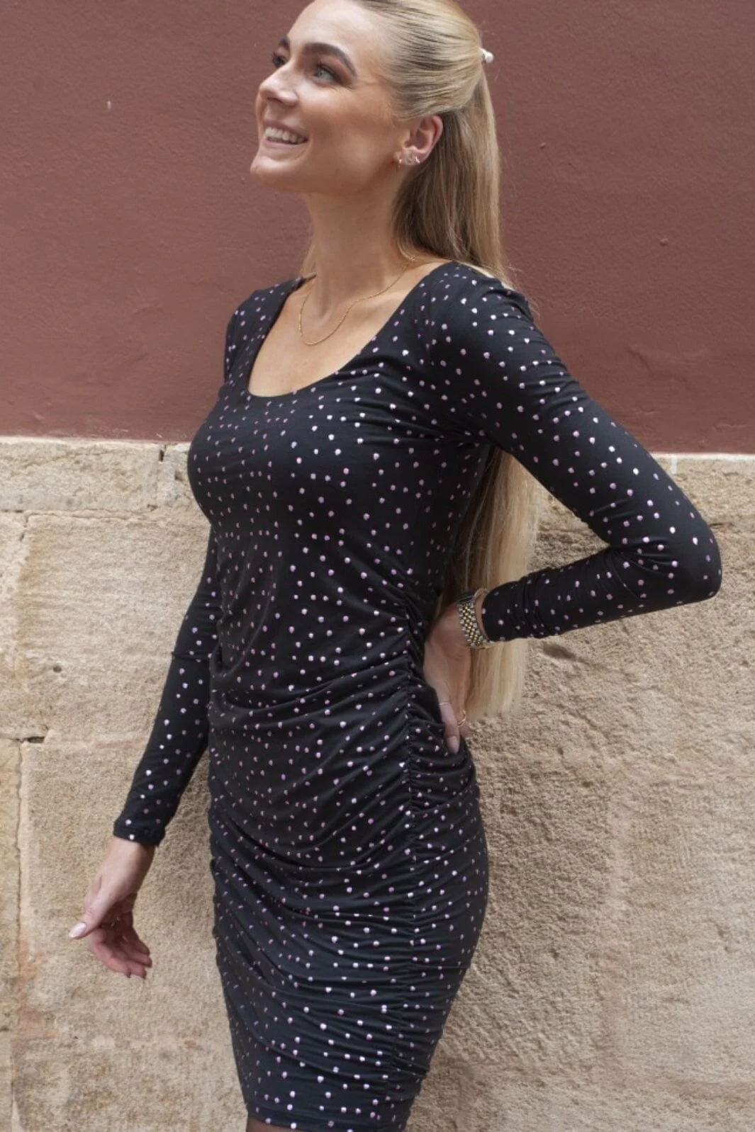 Liberte Alma-Ls-Turn-Dress black pink holographic dot