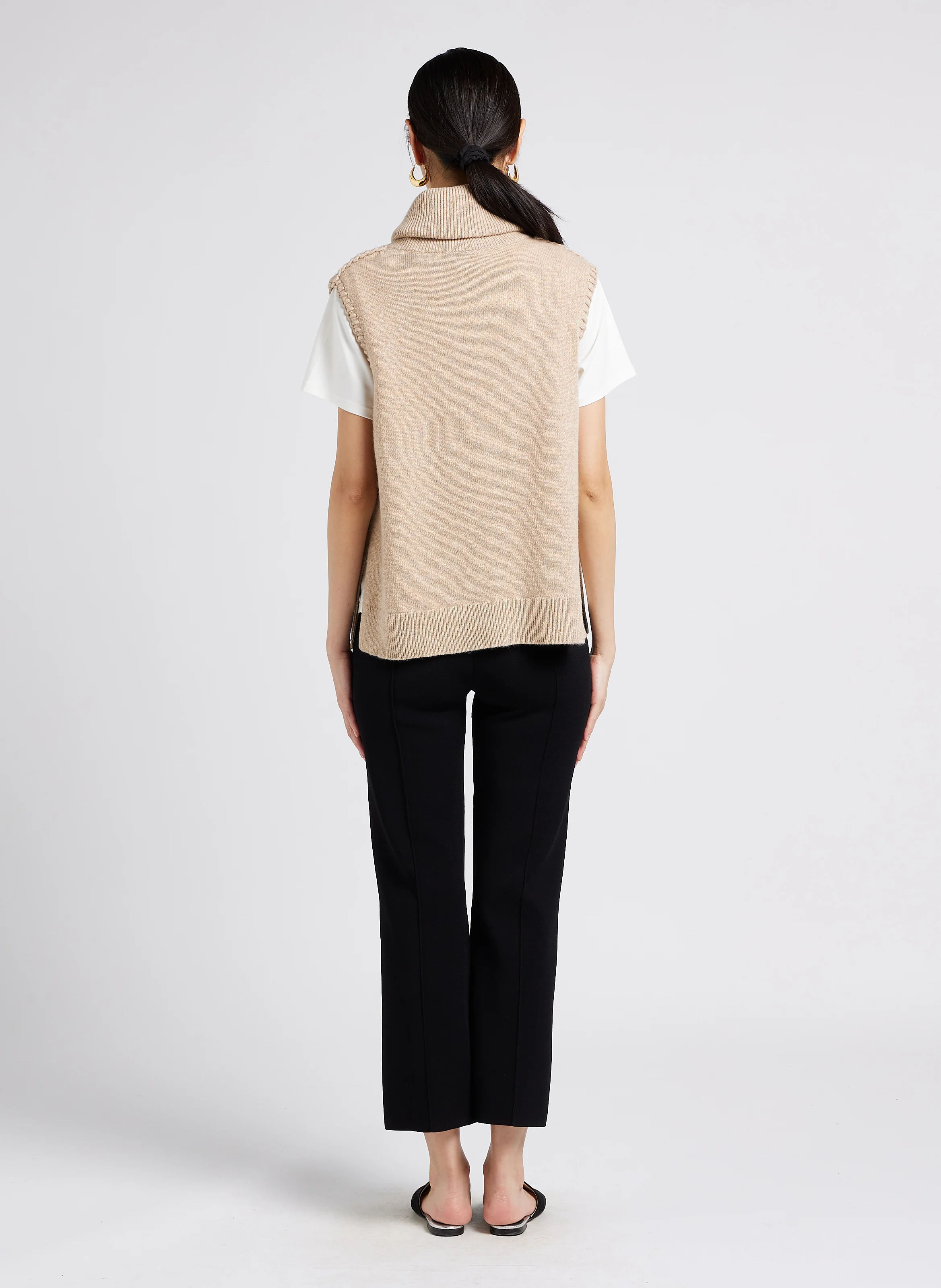 TRIM DT TNK VEST - Col roulé sans manches en cachemire | Beige