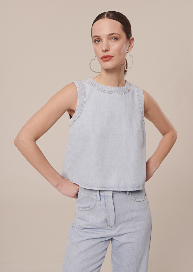 Top Tokonobleu clair en denim