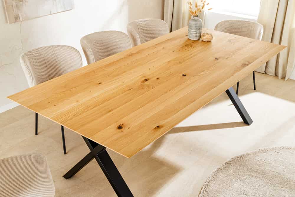 Massivholz Esstisch WILD OAK 200cm natur Wildeiche Schweizer Kante X-Gestell