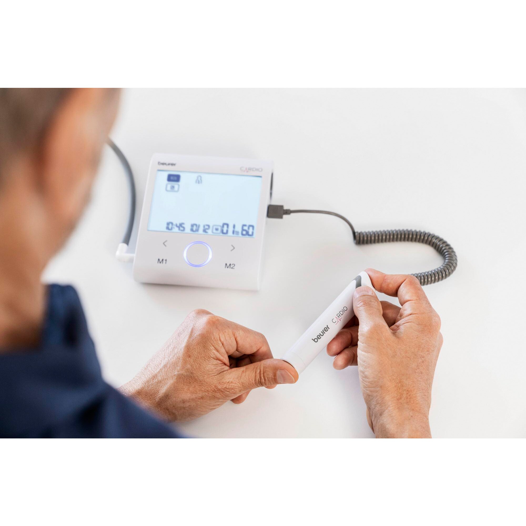 Beurer Blutdruckmessgerät BM 96 Cardio mit EKG-Funktion