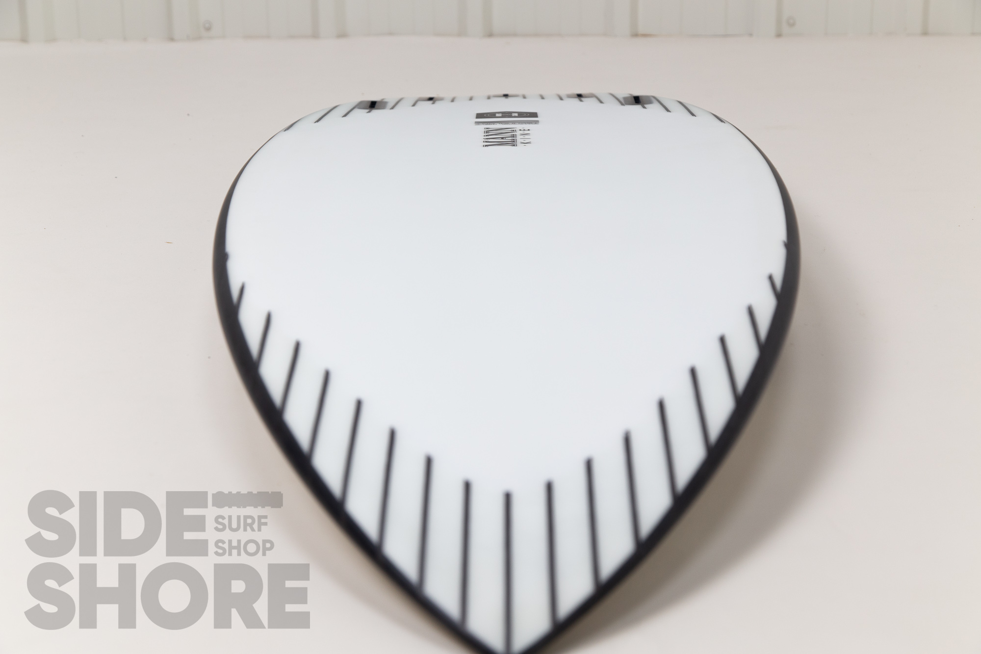 Firewire Dominator 2.0 - 5'7 x 19 7/8