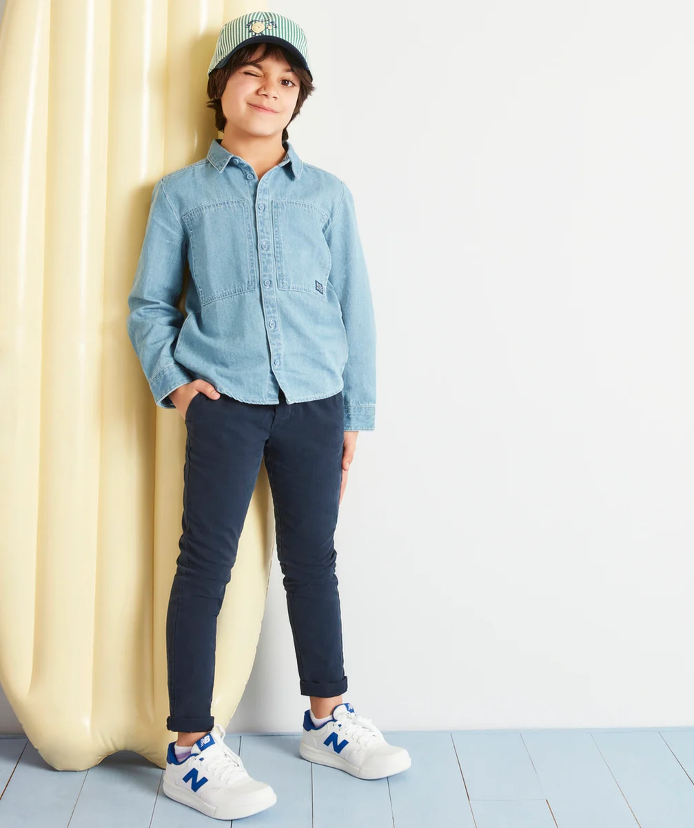 PANTALON CHINO GARÇON BLEU MARINE AVEC CEINTURE CAMEL