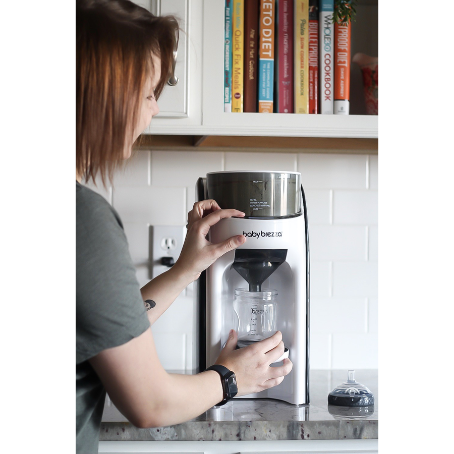 baby brezza® Flaschenzubereiter Formula Pro Advanced weißschwarz, automatisch
