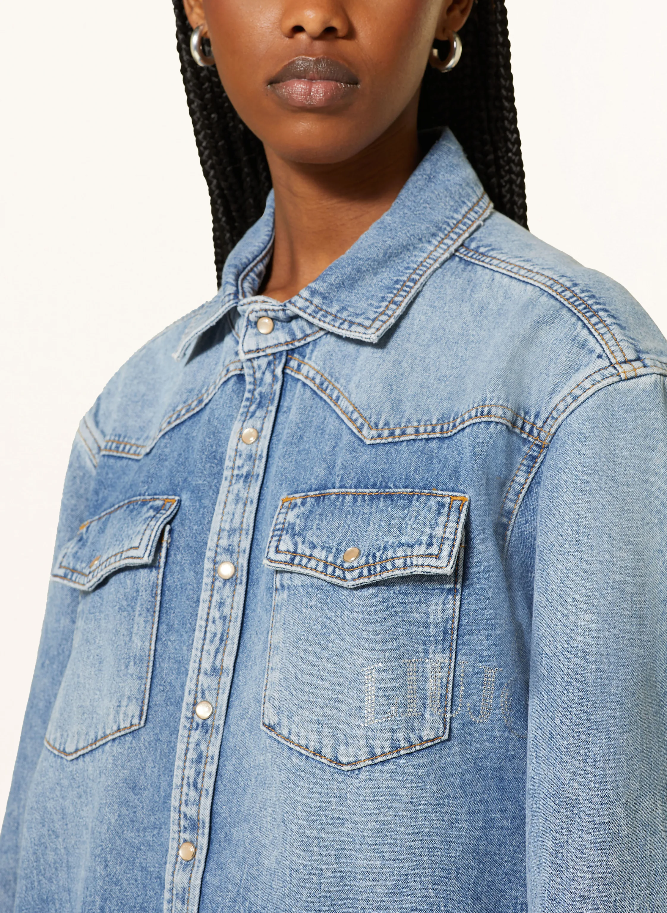 LIU JO Jeansbluse mit Schmucksteinen