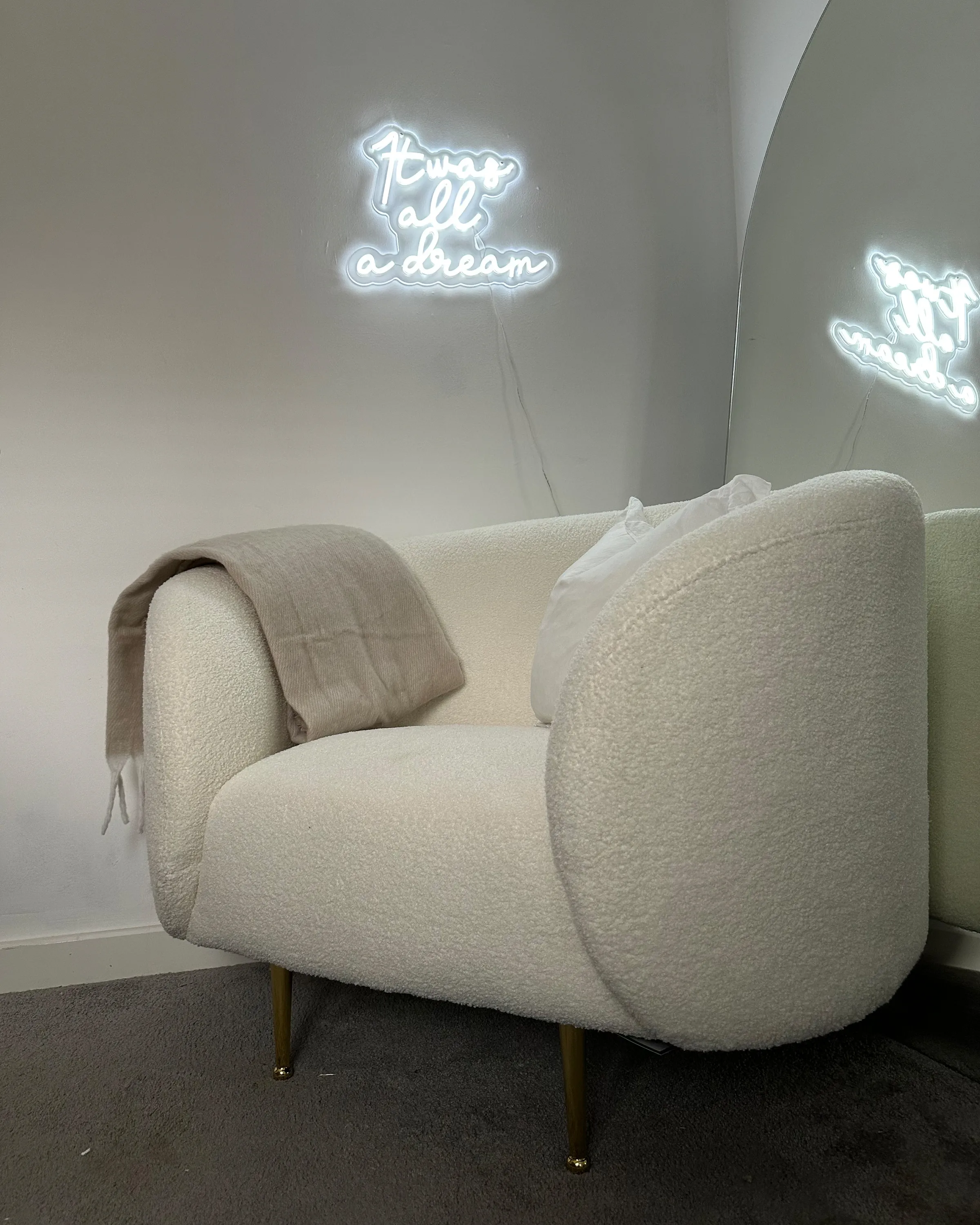 Fauteuil LOEN Bouclé Wit