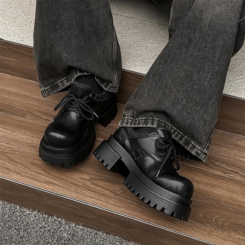 VEAZ - Veterschoenen met imitatieleren plateauzool