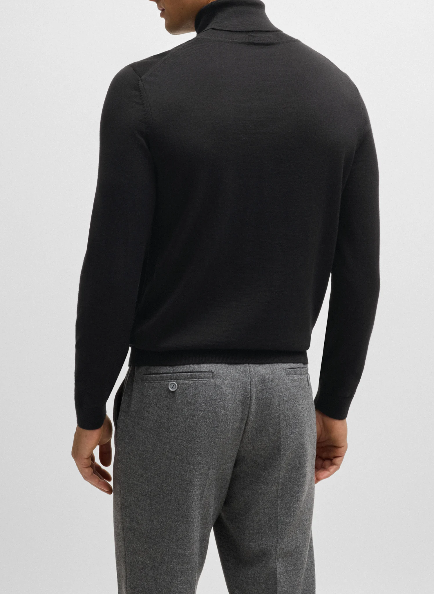 Col roulé slim-fit en laine vierge | Noir