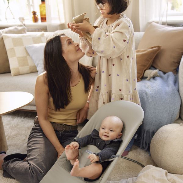 BabyBjörn Wipstoeltje - Balance Soft - Geweven Jersey Tri-Fabric Zandgrijs
