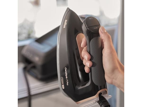 Braun CareStyle 7 Pro IS 7286, 2700 W, 650 g/min, EloxalPlus soleplate, 8 stang, 2 l, 190 g/min