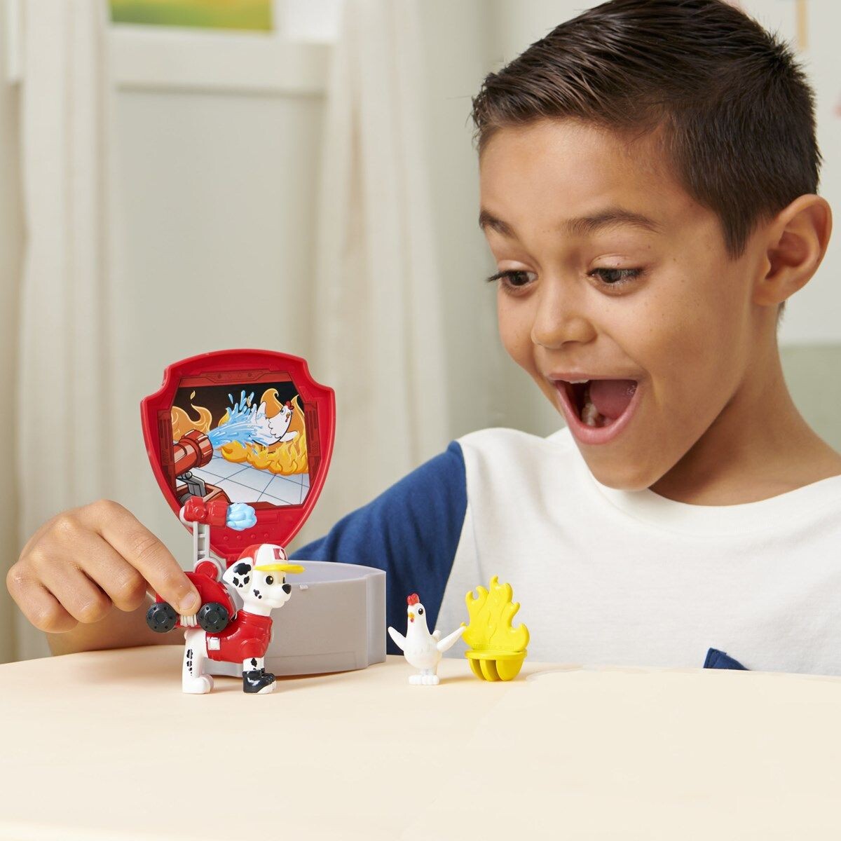 Paw Patrol - Marshall Figur Med Tilbehør - Hero Pups