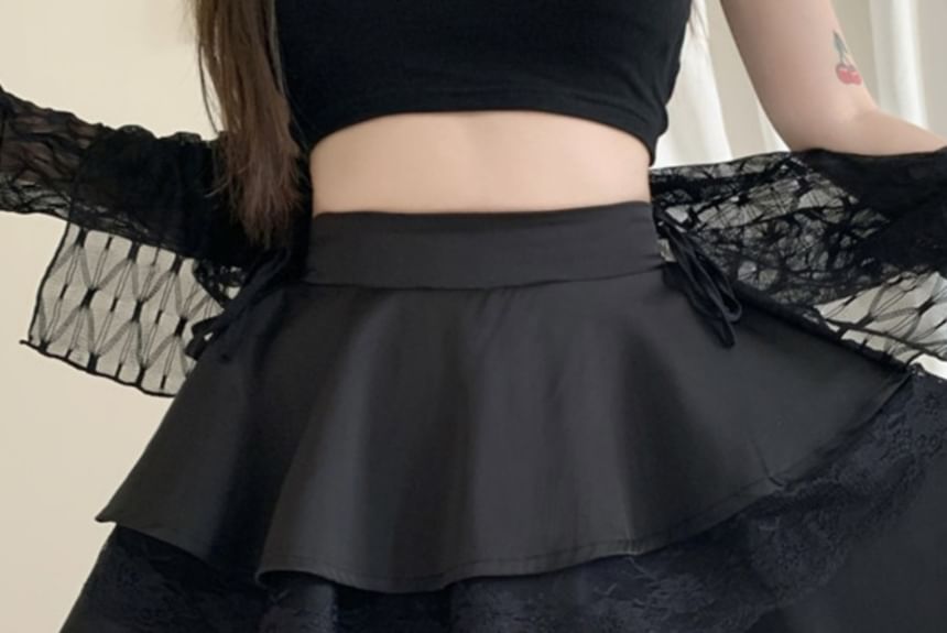Fabricino - Mini A-lijn rok met hoge taille en kanten rand