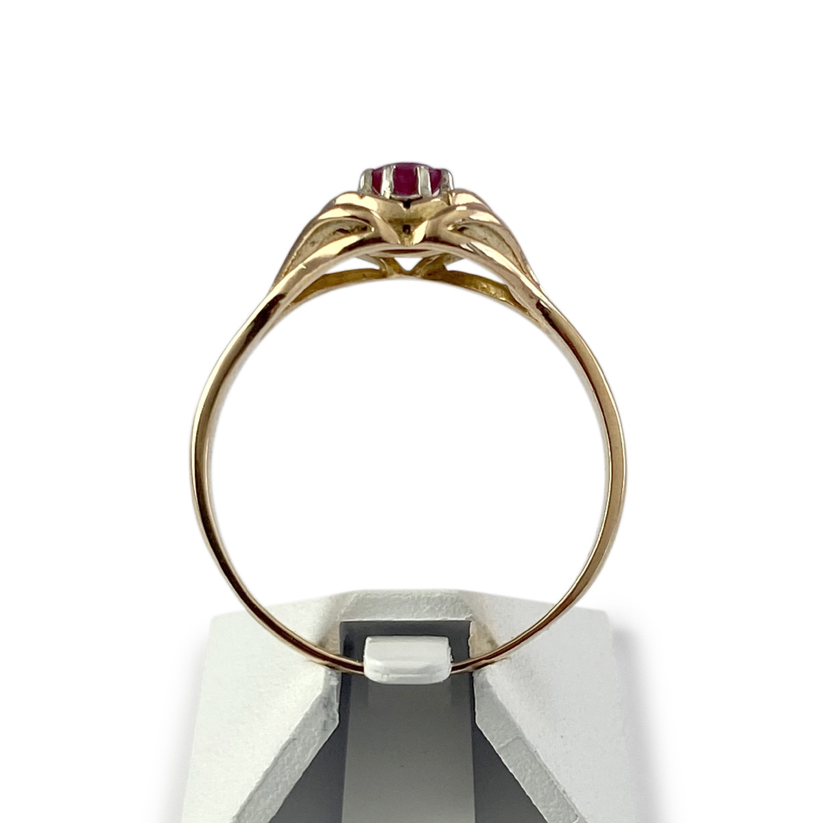 Bague d'occasion 2 ors 750 rubis