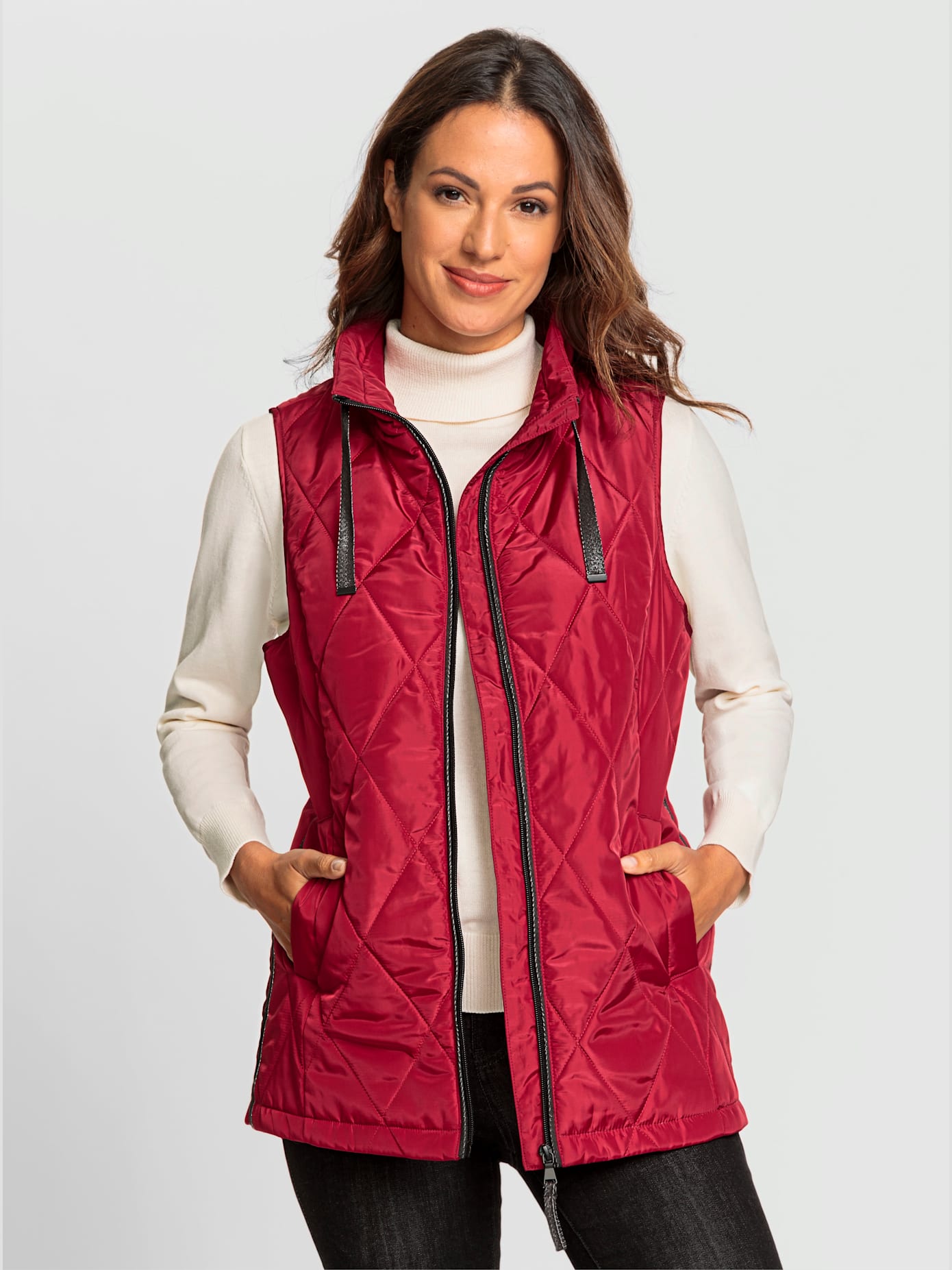 Gilet matelassé col avec coulisse et lien à nouer