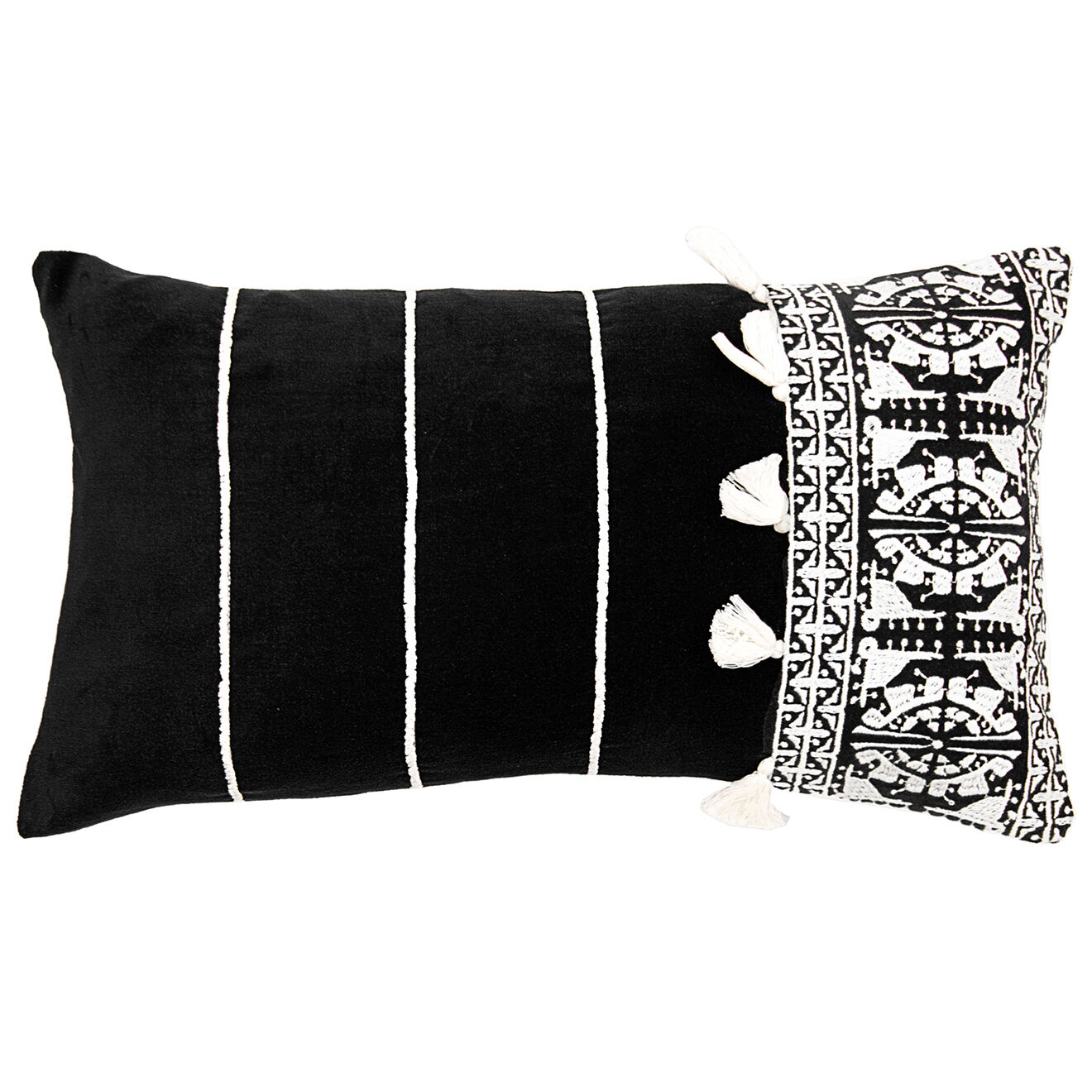 Febronie Housse de coussin néo berbère en Velours brodée noire - 50x30 cm