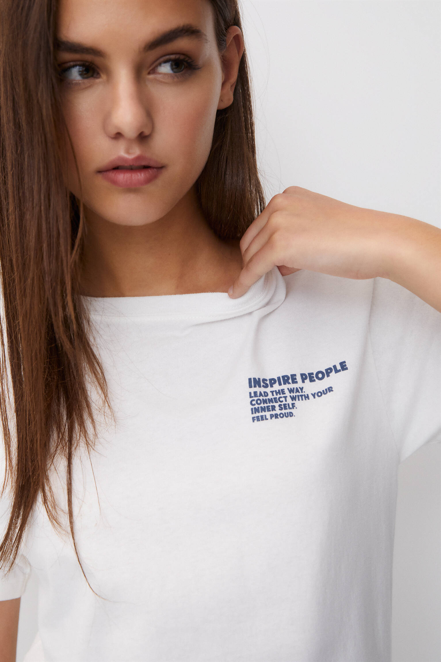 CAMISETA DE MANGA CURTA COM TEXTO - BRANCA