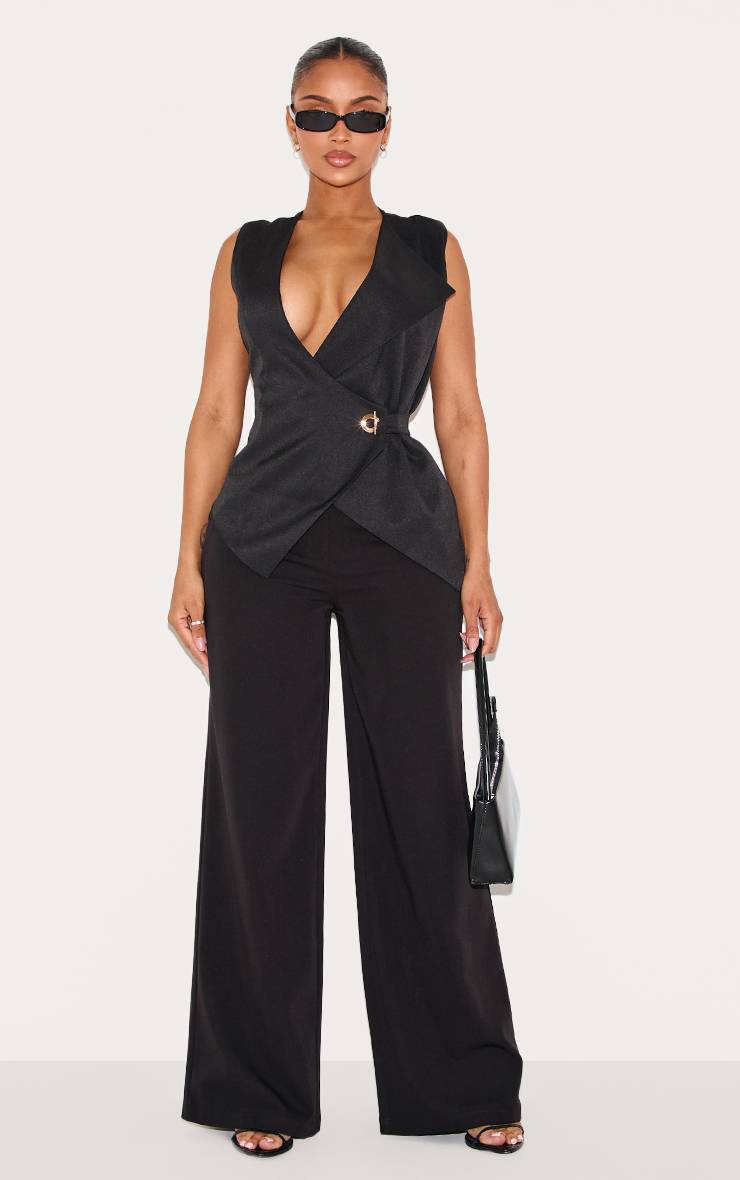 Noir Gilet Ajusté Asymétrique Avec Détails Dorés