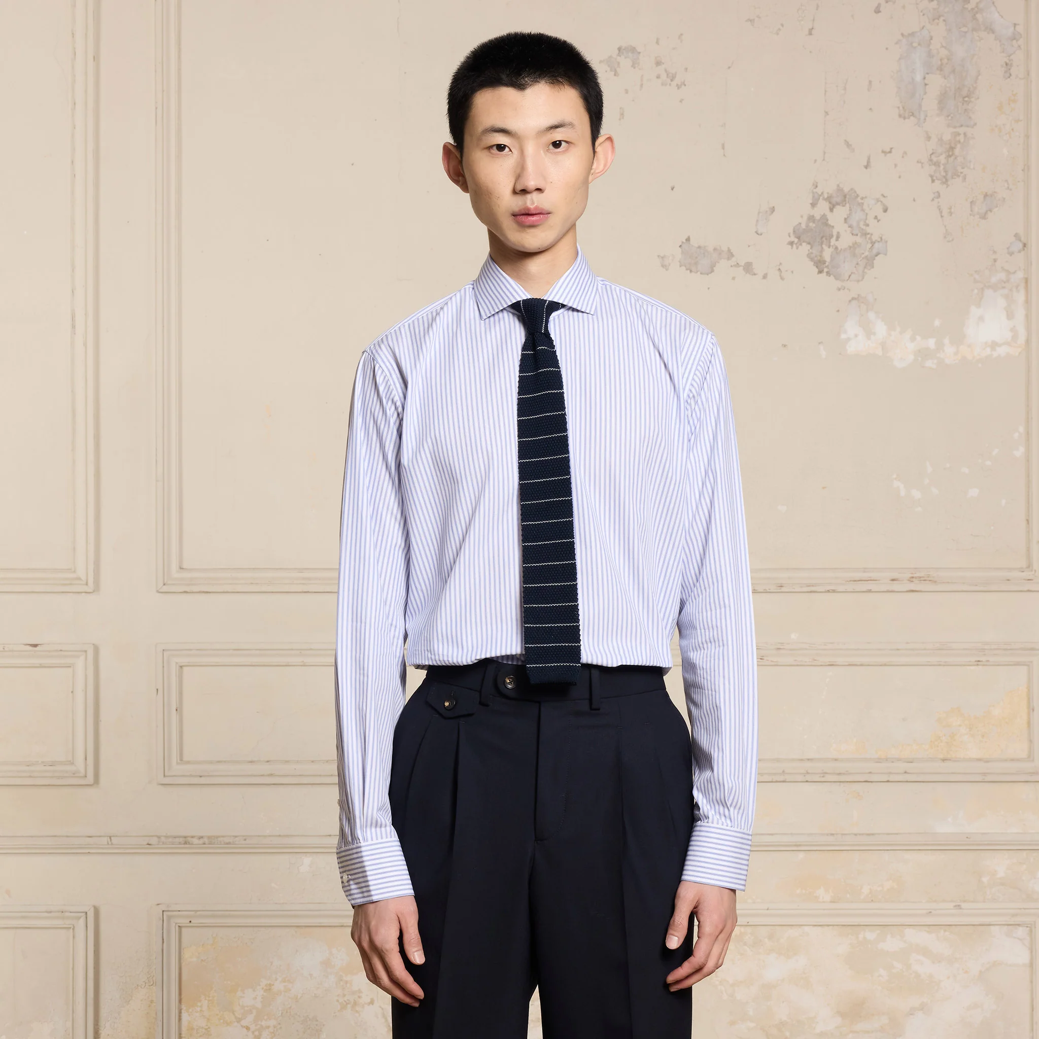 White poplin shirt with blue stripes