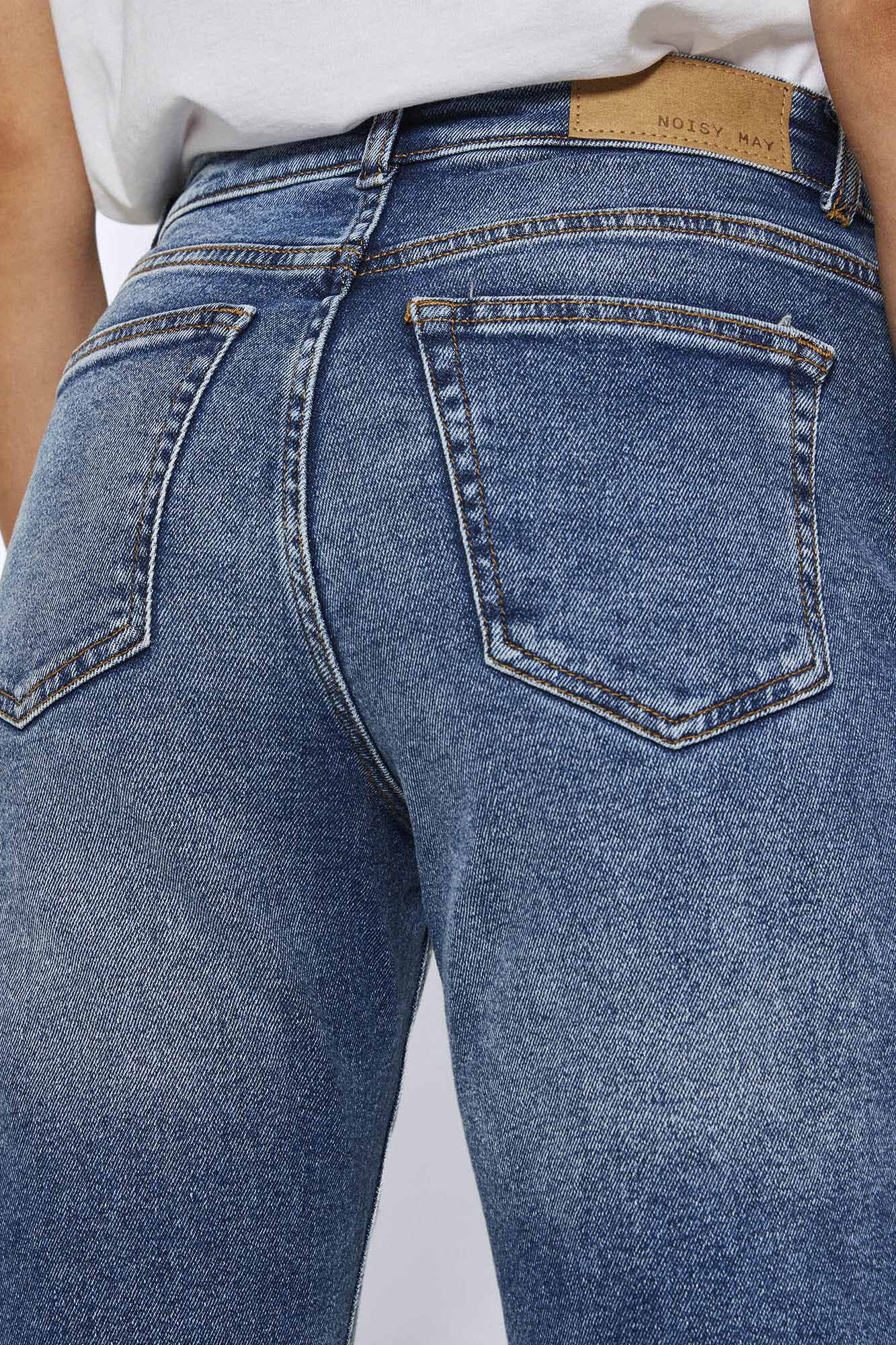 calça jeans reta