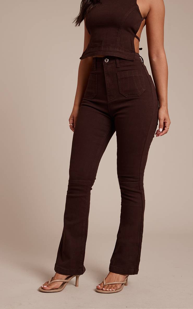 Dark Chocolate Jean Évasé Ajusté En Denim Petite