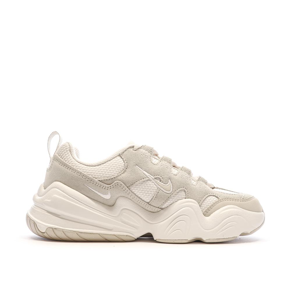 Nike Baskets Blanches/Grise Femme Nike Hera