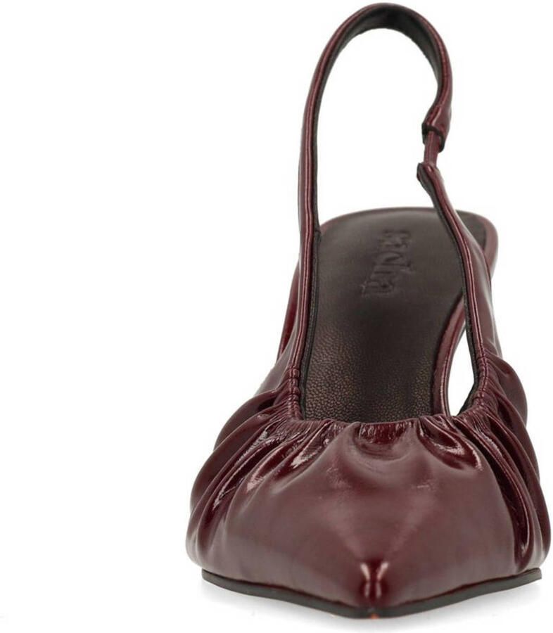 Sacha Dames Burgundy slingback pump met rimpel effect