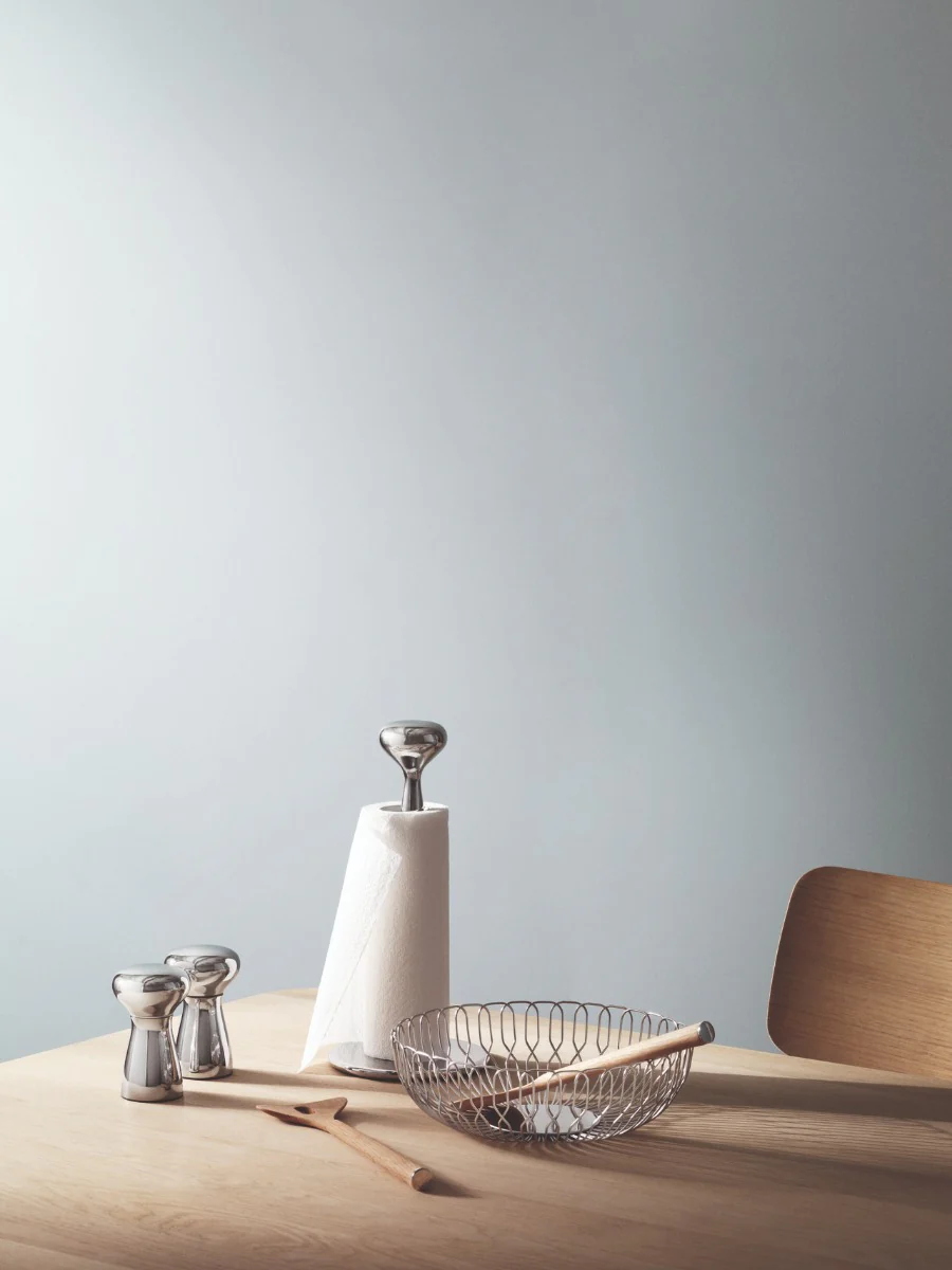 Georg Jensen  Alfredo køkkenrulleholder, stål - H: 32 cm.