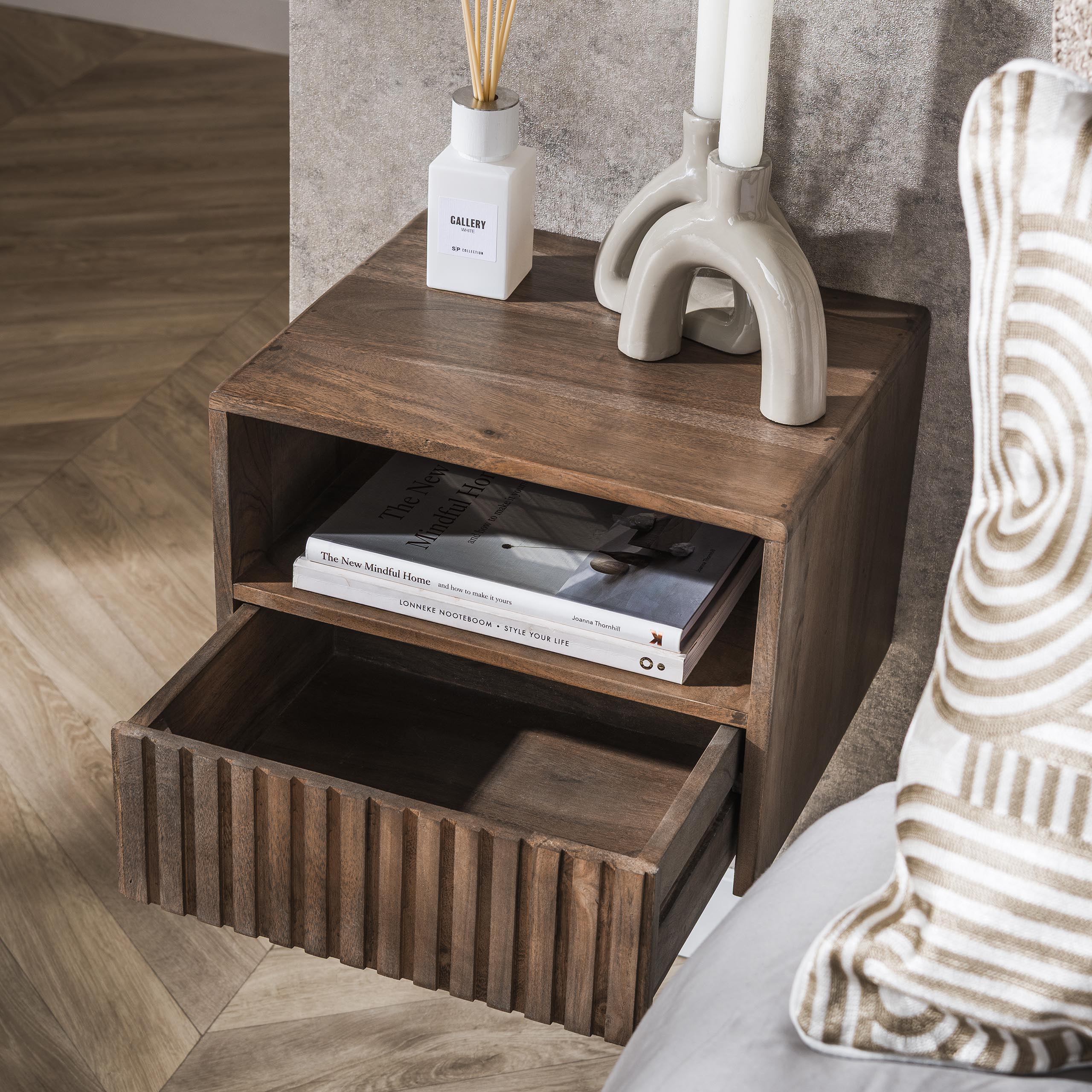 Hoyz Collection - Nachtkastje Zwevend Open Vak 1 Lade - Acacia Bruin