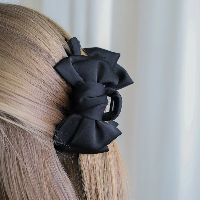 By Stær LEAH Hair Clip - Black