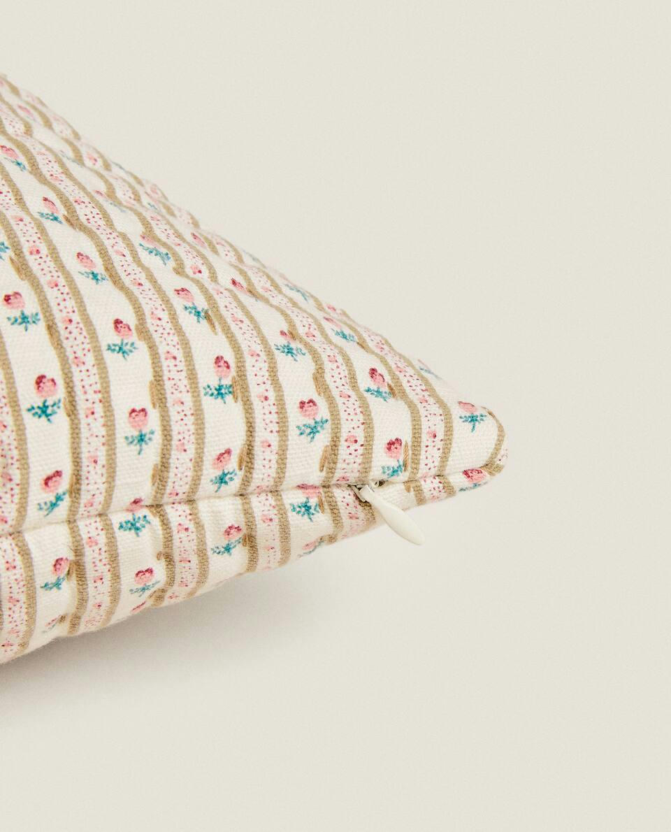 CAPA DE ALMOFADA DE NATAL EM ALGODÃO COM ESTAMPA FLORAL