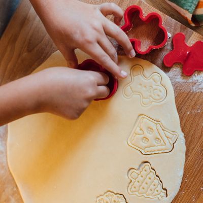 Set de 5 emporte-pièces avec timbre à biscuits